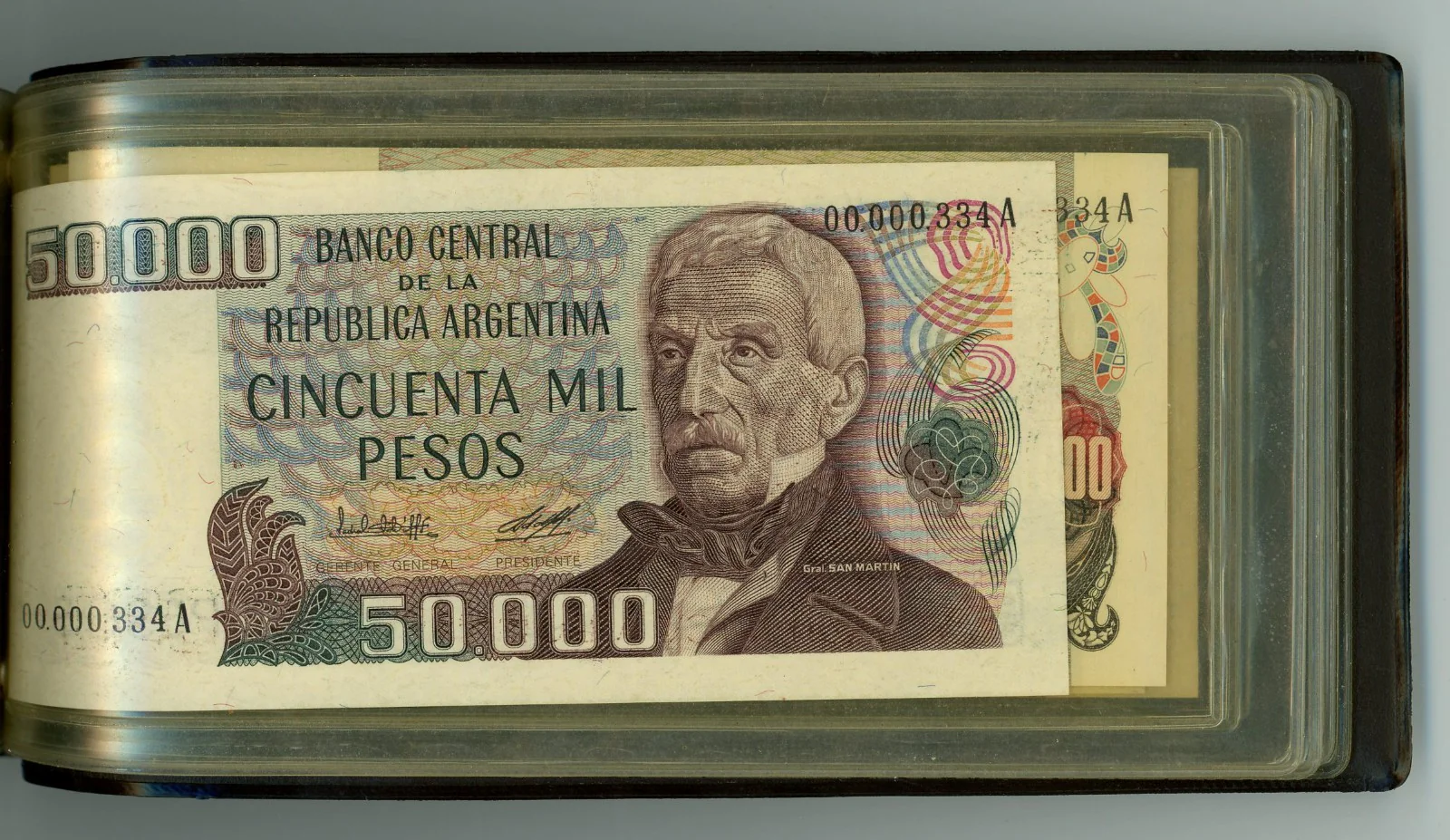 Rare BCRA Matched Serial Set of 13 Argentina UNC Notes 1 to 1 Million Pesos - Image 6
